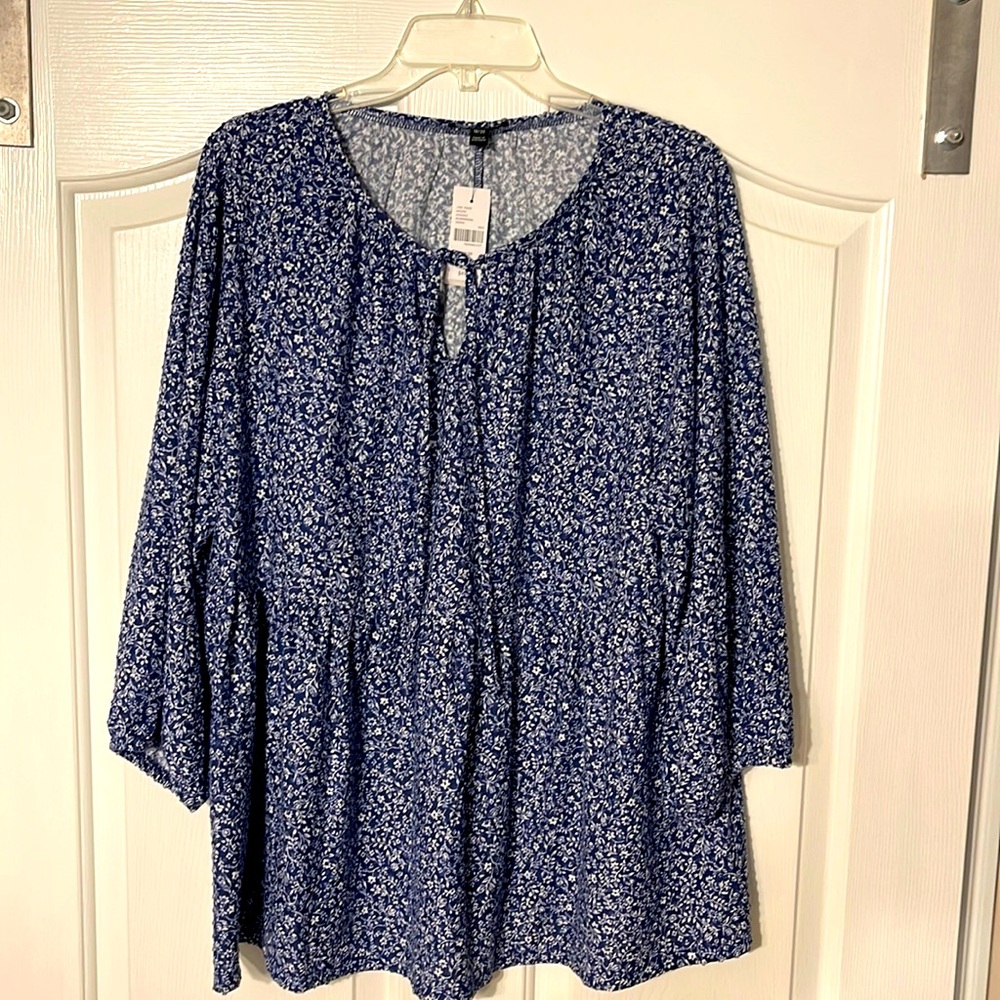 Lane Bryant NWT 3/4 length blue floral blouse